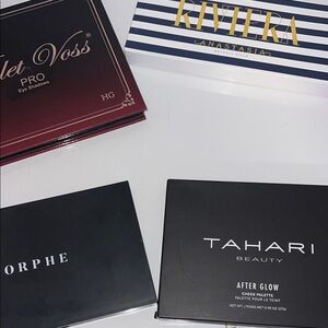 Eyeshadow bundle. abh tamari morphe and violet voss